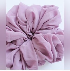Free People Chiffon Jumbo Scrunchie. NWT. Purple